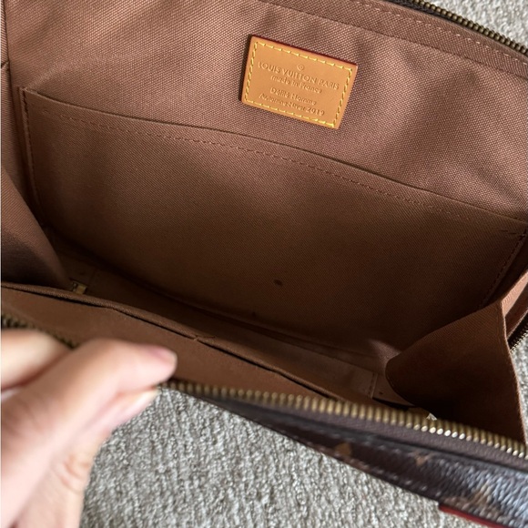Louis Vuitton soft trunk messenger bag - Picture 3 of 6